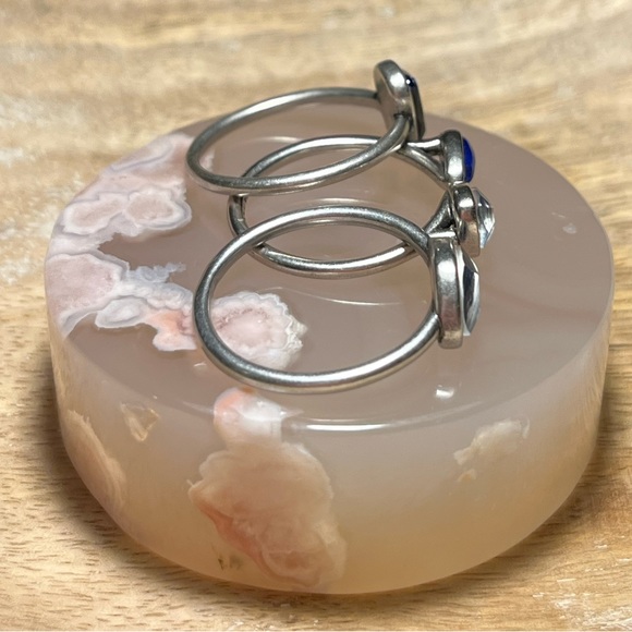 Kendra Scott Ivy Ring Set in Navy Silver-tone - Picture 9 of 10